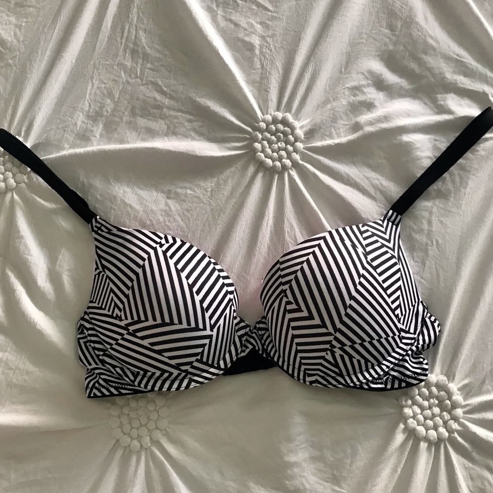 Victoria Secret Pink bra